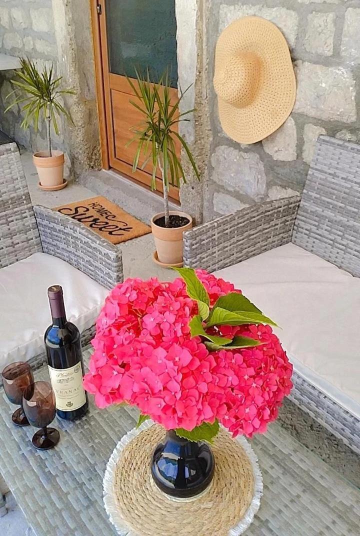 Apartmani Dumezic Bar Habitación foto
