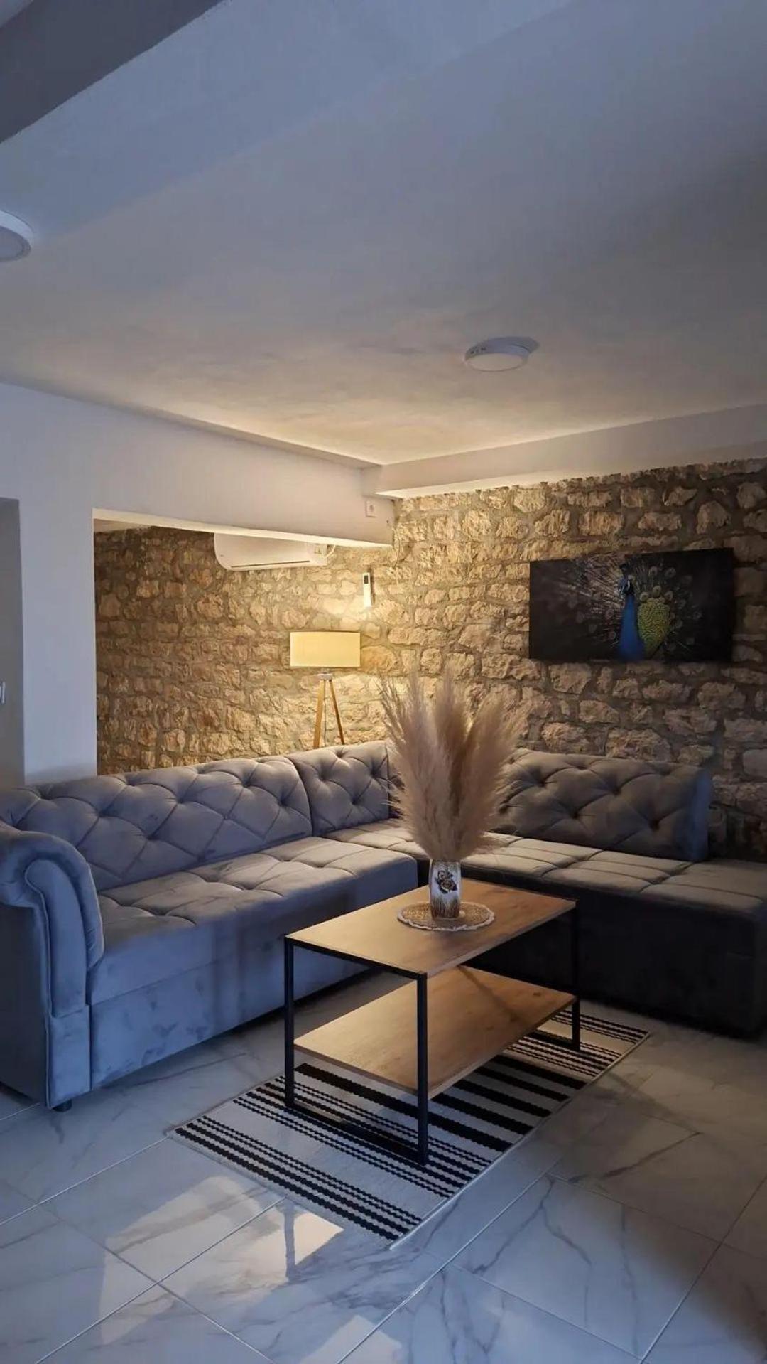 Apartmani Dumezic Bar Habitación foto